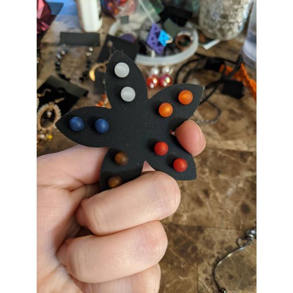 5 Colored Glass Stud Earring Pack & 3 Spherical Gold Stud Earrings Pack; NWT - Picture 8 of 9